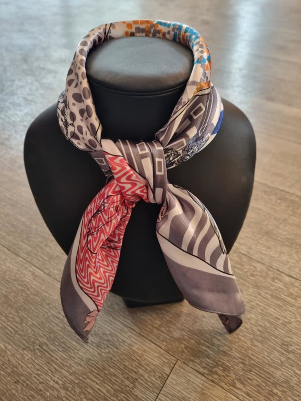 Silke skjerf mønstret Nr 13 - Guttogpike