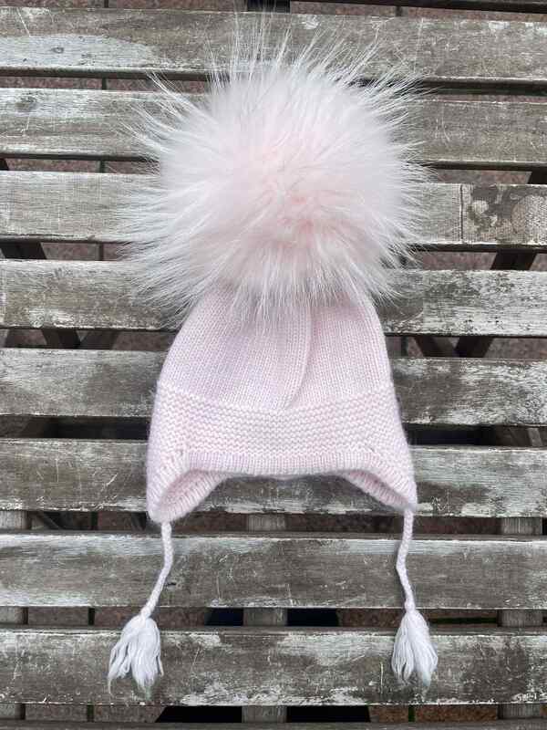 Ull lue dusk og snorer  Lyse rosa - Guttogpike